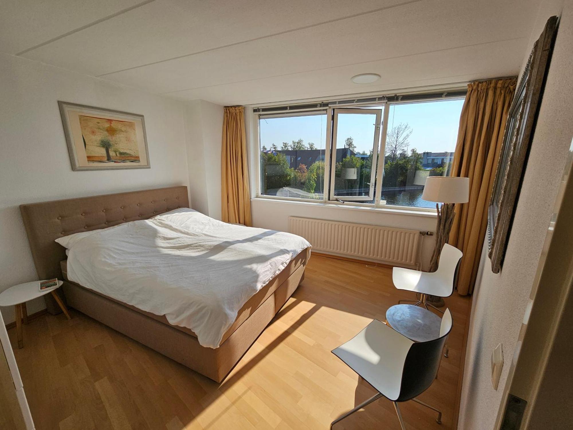 House - Luxe Familiehuis Aan Het Water Casa de Férias *